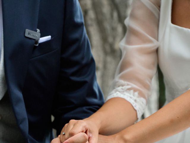 La boda de Manu y Sara en Sant Vicenç De Montalt, Barcelona 20