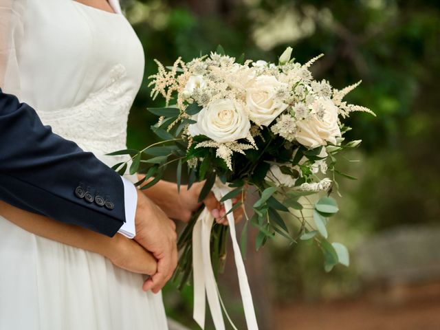 La boda de Manu y Sara en Sant Vicenç De Montalt, Barcelona 34