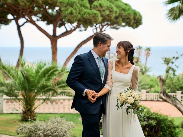 La boda de Manu y Sara en Sant Vicenç De Montalt, Barcelona 36