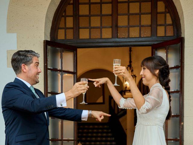 La boda de Manu y Sara en Sant Vicenç De Montalt, Barcelona 42