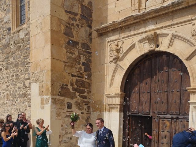 La boda de Edgar y Clara en Bernardos, Segovia 4