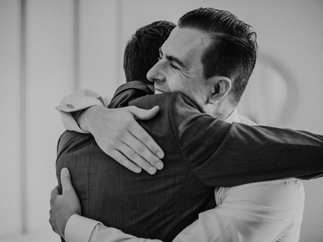 La boda de Javier y Carolina en Sevilla, Sevilla 13