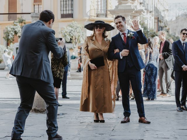 La boda de Javier y Carolina en Sevilla, Sevilla 47