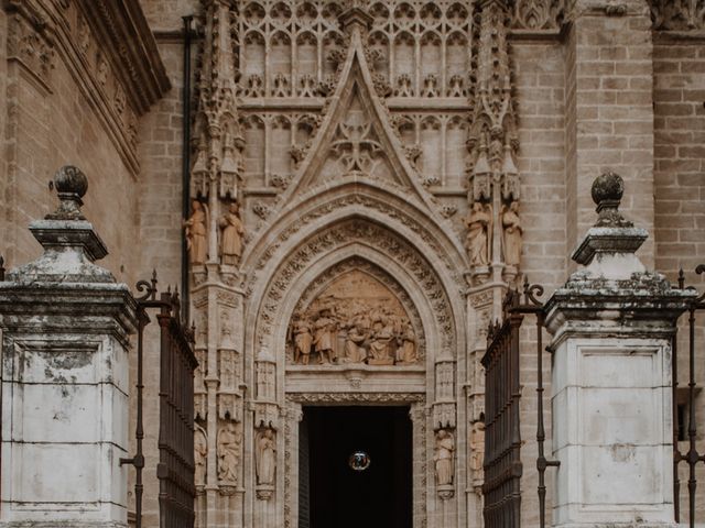 La boda de Javier y Carolina en Sevilla, Sevilla 56