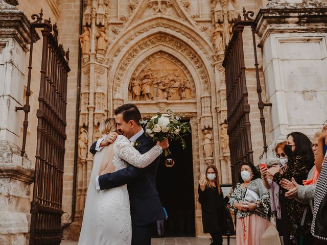 La boda de Javier y Carolina en Sevilla, Sevilla 82