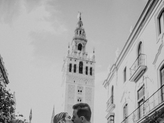 La boda de Javier y Carolina en Sevilla, Sevilla 90