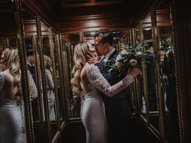 La boda de Javier y Carolina en Sevilla, Sevilla 108