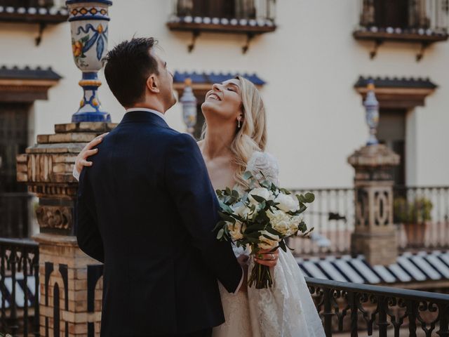 La boda de Javier y Carolina en Sevilla, Sevilla 111