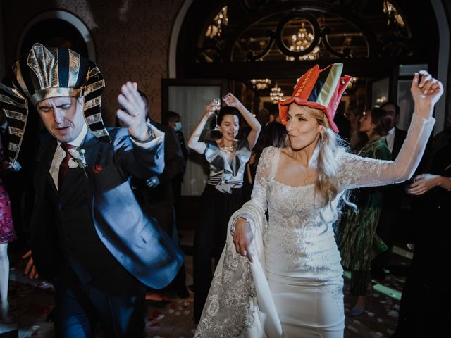 La boda de Javier y Carolina en Sevilla, Sevilla 154