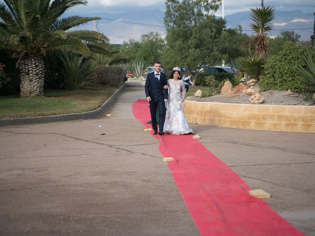 La boda de Saray y Alejandro en Roquetas De Mar, Almería 14
