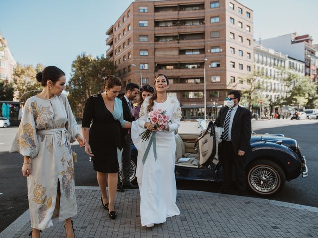 La boda de Pablo  y Cristina  en Madrid, Madrid 40