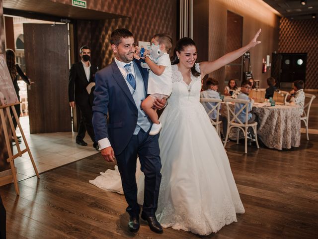 La boda de Alberto y Belén en Burgo De Osma, Soria 40