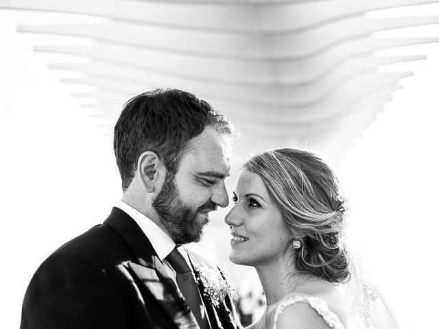 La boda de Javi y Ana en Santa Rosalia, Málaga 30