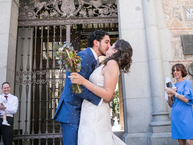 La boda de Miguel y Silvia en Madrid, Madrid 36