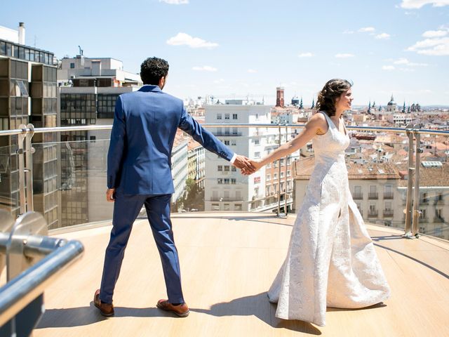 La boda de Miguel y Silvia en Madrid, Madrid 40
