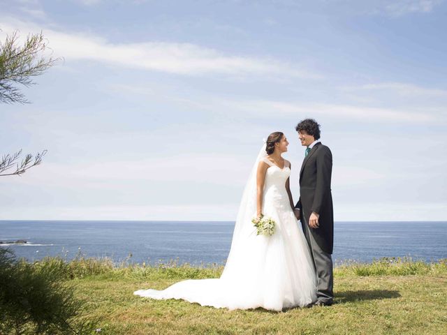La boda de Naya y Fernando en Puerto De Vega, Asturias 20