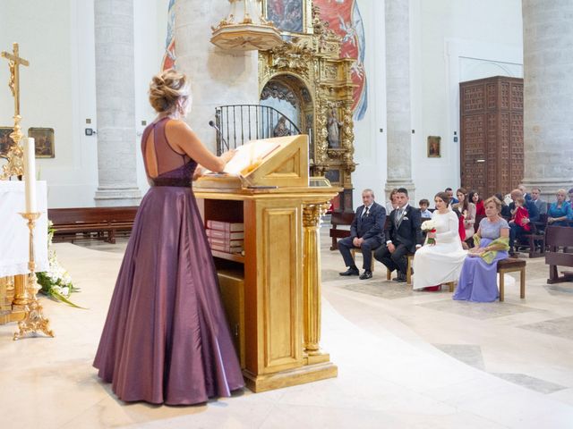 La boda de José y Beatriz en Pinto, Madrid 10