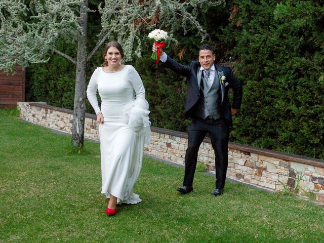 La boda de José y Beatriz en Pinto, Madrid 25