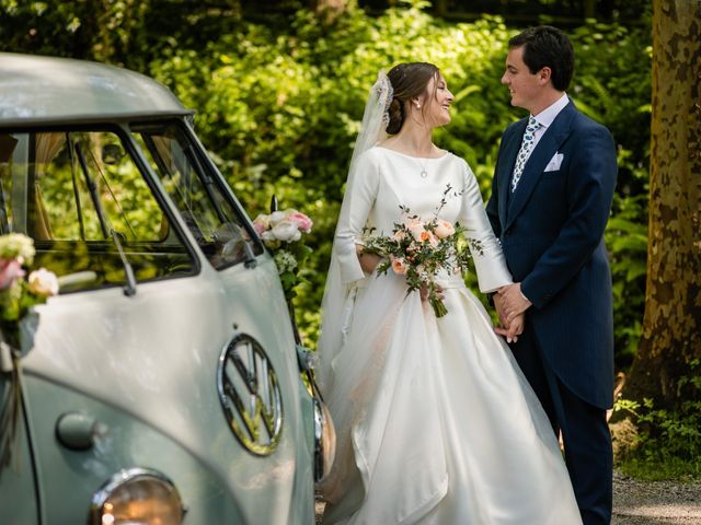 La boda de Carlos y Ángeles en Solares, Cantabria 13