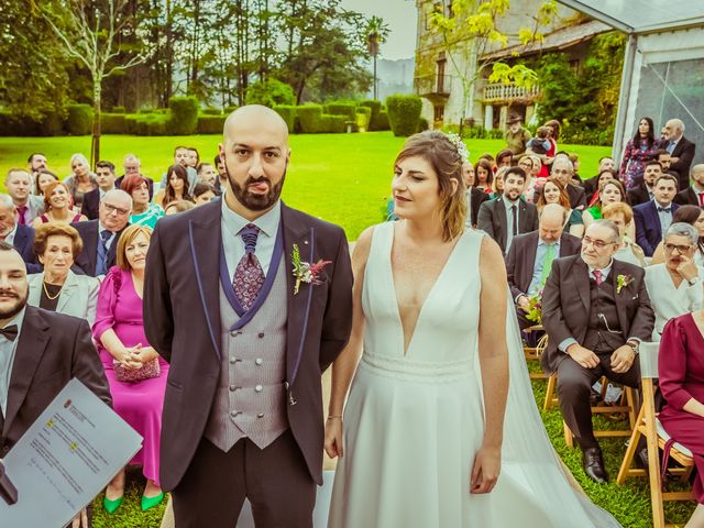 La boda de Víctor y Raquel en Nigran, Pontevedra 35