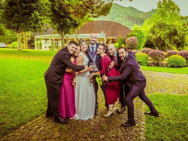 La boda de Víctor y Raquel en Nigran, Pontevedra 55