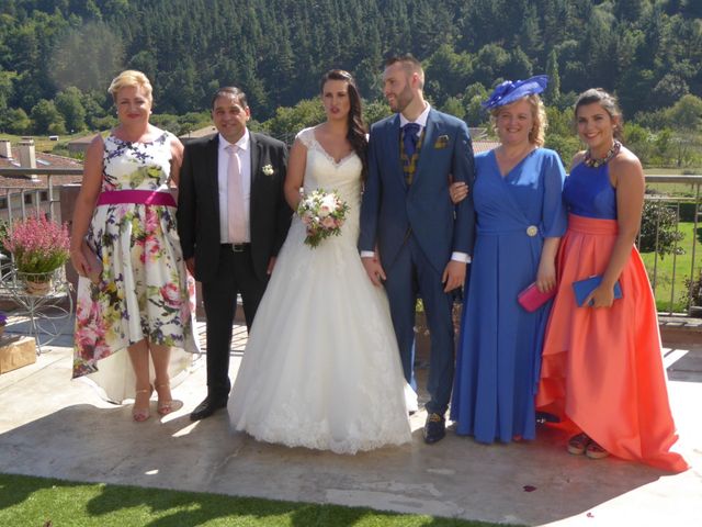 La boda de Agurtzane y Manu en Gordexola, Vizcaya 36