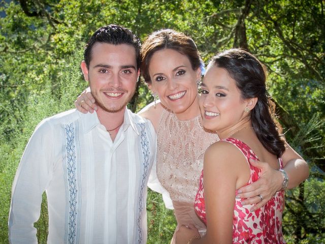 La boda de Javier y Conchi en Nogueira De Ramuin, Orense 17