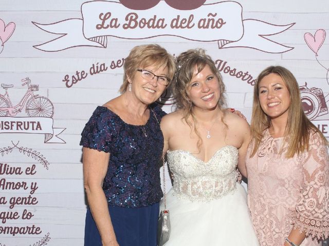 La boda de Adrián   y Nicole   en Dénia, Alicante 1