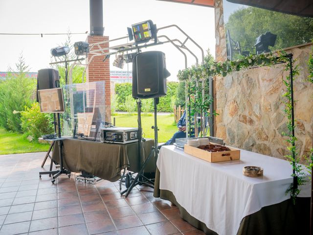 La boda de Anabel y Marcio en Fuenlabrada, Madrid 16