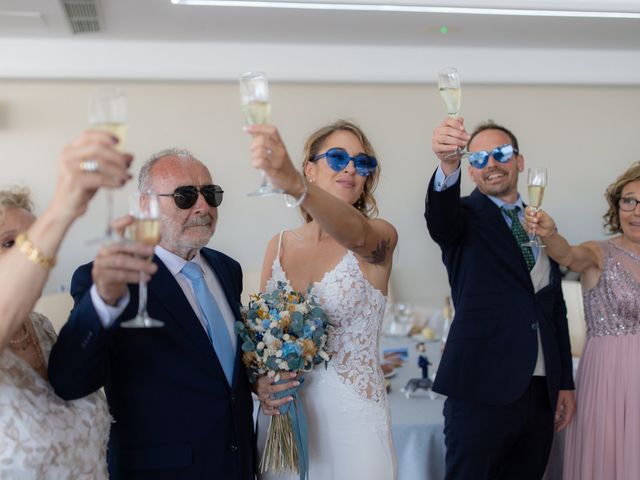 La boda de Fernando y Elisabet en Los Escullos, Almería 55