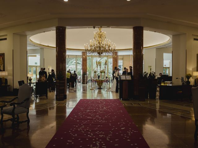 La boda de Julian y Fátima en Madrid, Madrid 49