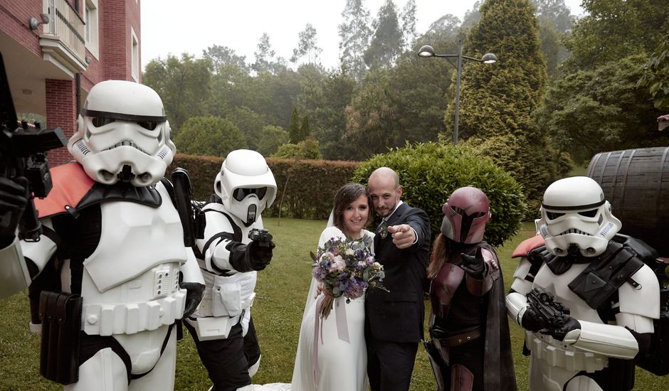 La boda de David y Laura en Pruvia (Llanera), Asturias