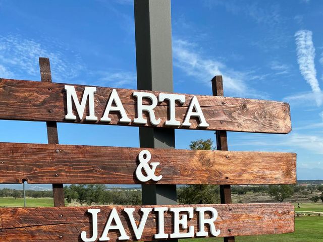 La boda de Javier  y Marta en Cáceres, Cáceres 14