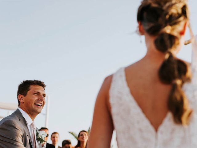 La boda de Hunter y Mar en Talamanca, Islas Baleares 32