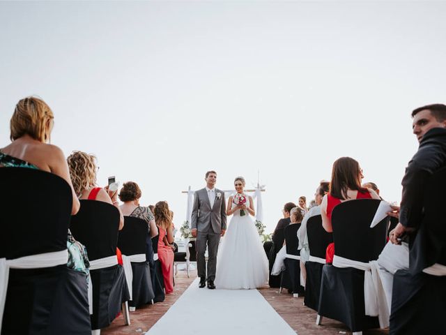La boda de Hunter y Mar en Talamanca, Islas Baleares 36