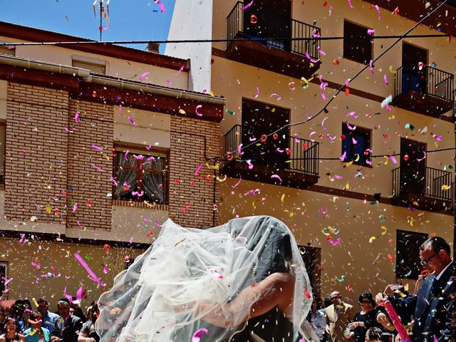 La boda de Rubén y Mary en Monreal Del Campo, Teruel 9