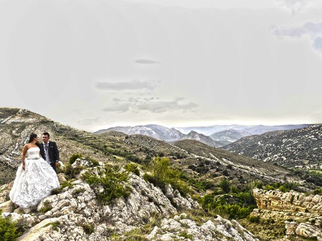 La boda de Rubén y Mary en Monreal Del Campo, Teruel 20