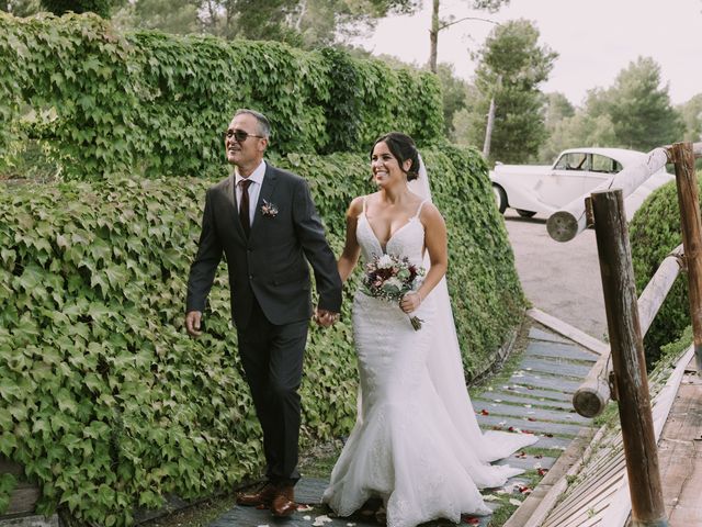 La boda de Dani y Laura en Rubi, Barcelona 101