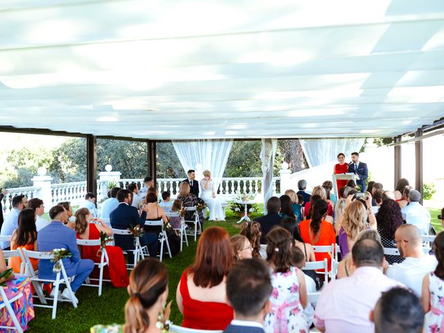 La boda de Javi y Miriam en Sant Cebria De Vallalta, Barcelona 6