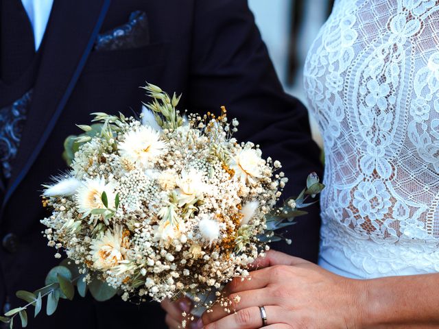 La boda de Javi y Miriam en Sant Cebria De Vallalta, Barcelona 15
