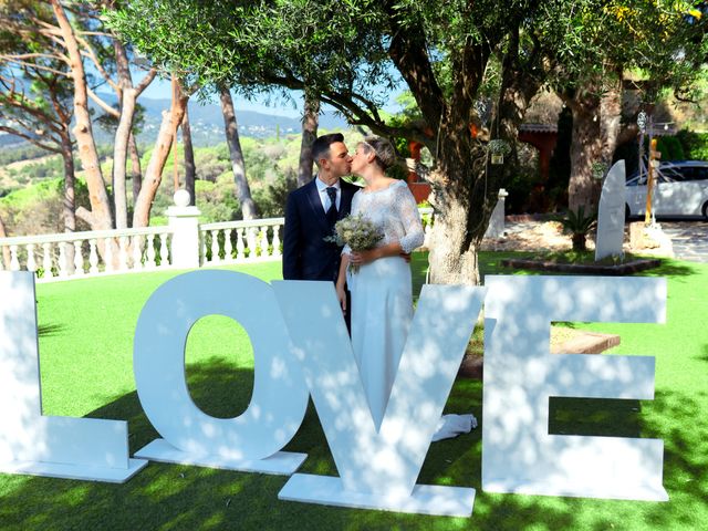 La boda de Javi y Miriam en Sant Cebria De Vallalta, Barcelona 17