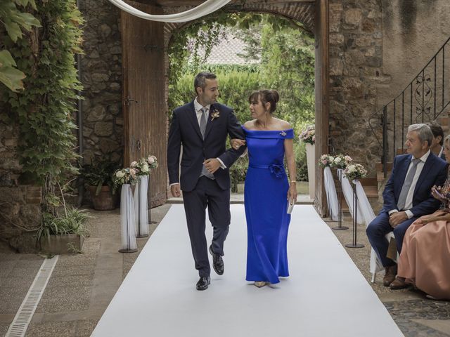 La boda de Sergi y Cristina en Vilanova Del Valles, Barcelona 32