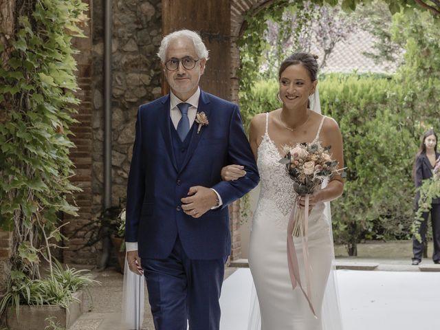 La boda de Sergi y Cristina en Vilanova Del Valles, Barcelona 36