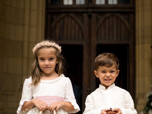 La boda de Iñigo y Inma en Donostia-San Sebastián, Guipúzcoa 26