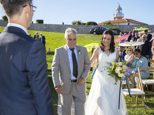 La boda de Carolina y Set en Suances, Cantabria 16