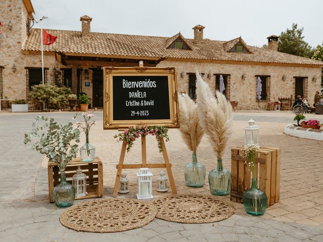 La boda de David y Cristina en Vara De Rey, Cuenca 33