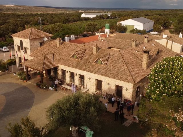 La boda de David y Cristina en Vara De Rey, Cuenca 43