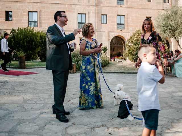 La boda de Roberto y Natalia en Santa Gadea Del Cid, Burgos 39