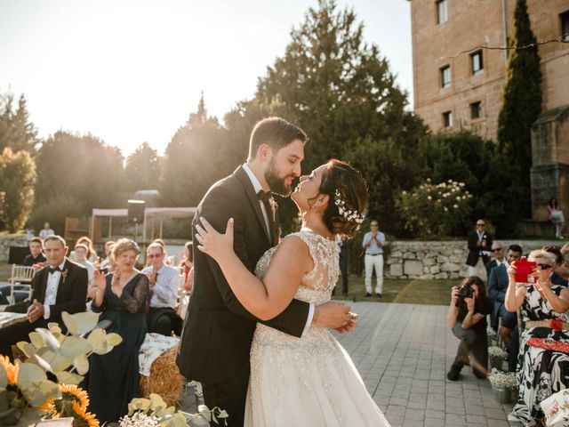 La boda de Roberto y Natalia en Santa Gadea Del Cid, Burgos 71