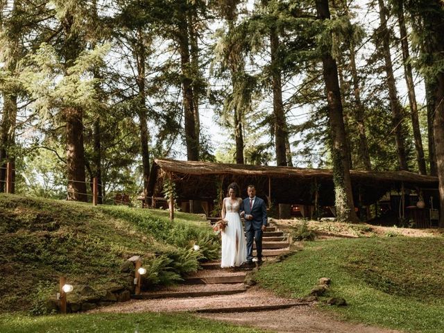 La boda de Johnny y Ada en Sant Quirze Safaja, Barcelona 31